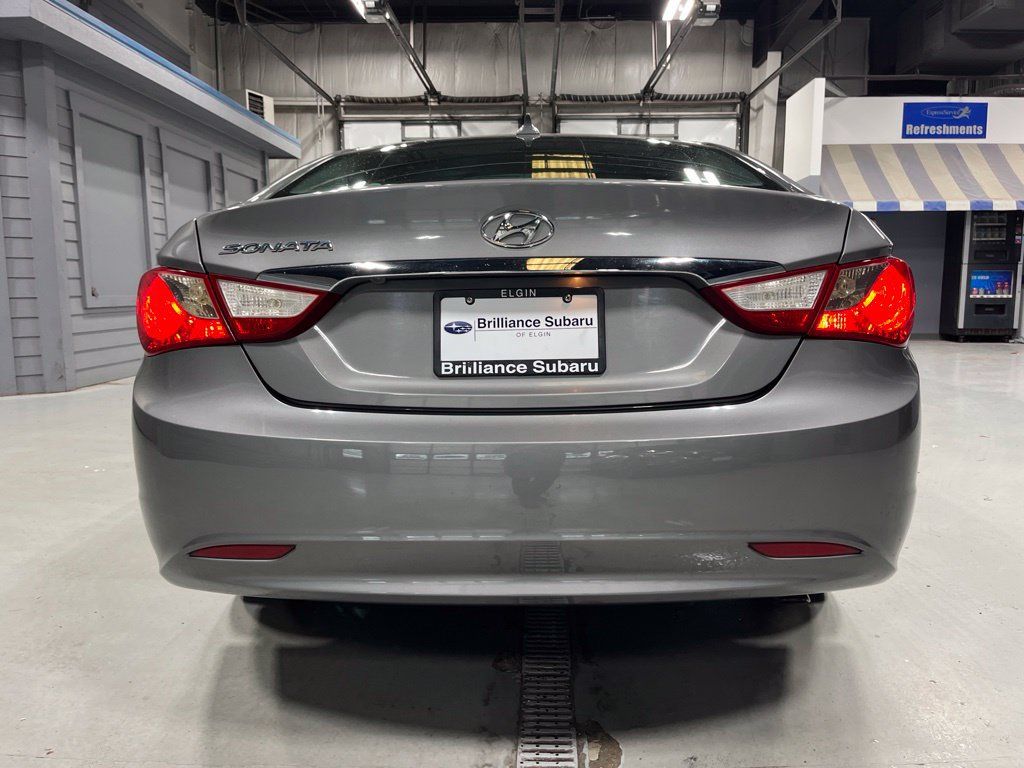 Used 2013 Hyundai Sonata GLS w/ Popular Equipment Pkg FWD image 6