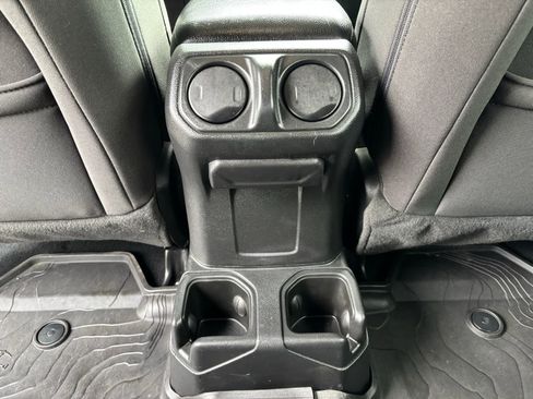 Used 2023 Jeep Wrangler Unlimited Sport AWD/4WD image 20