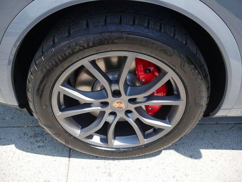 New 2026 Porsche Cayenne S AWD/4WD image 12