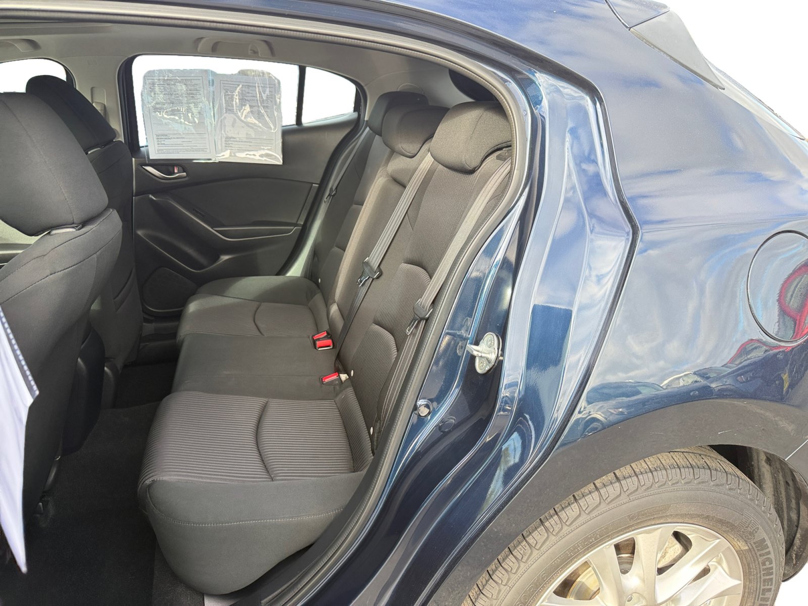 Used 2015 MAZDA MAZDA3 i Touring w/ Technology Package FWD image 16