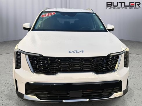 Used 2024 Kia Sorento S image 7