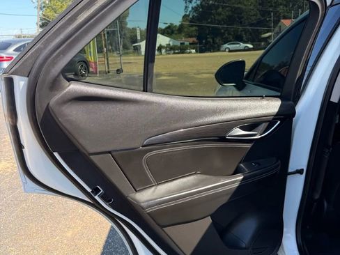 Used 2021 Buick Envision Preferred w/ Sport Touring Package image 11