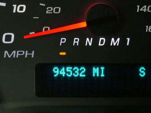 Used 2022 GMC Savana 2500 Extended RWD image 21