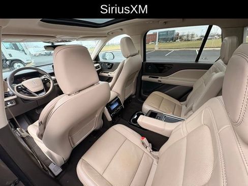 Used 2021 Lincoln Aviator Reserve w/ Equipment Group 201A image 14