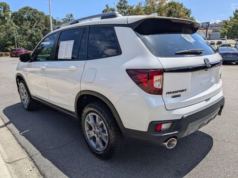 Certified 2025 Honda Passport TrailSport image 10