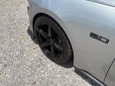 Used 2024 Ford Mustang GT Premium w/ GT Performance Package RWD image 4