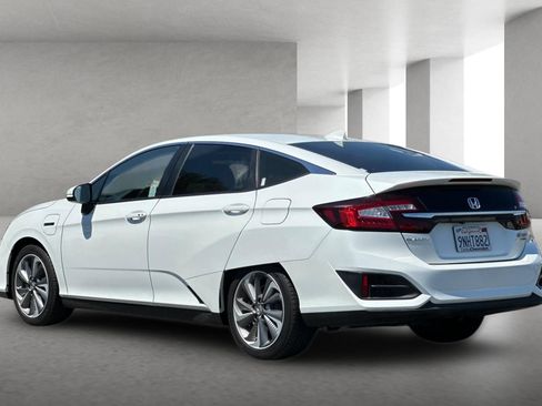 Used 2020 Honda Clarity Touring image 6