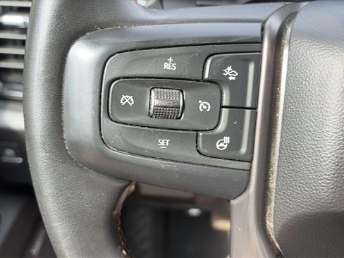 Used 2023 GMC Sierra 1500 AT4 w/ AT4 Premium Package AWD/4WD image 16