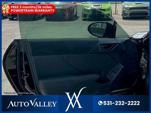 Used 2025 Toyota GR86 Premium w/ ALL Weather Mat Package (TMS) RWD image 12