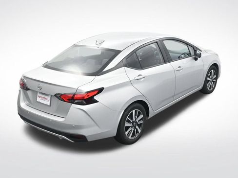 Used 2025 Nissan Versa SV FWD image 24