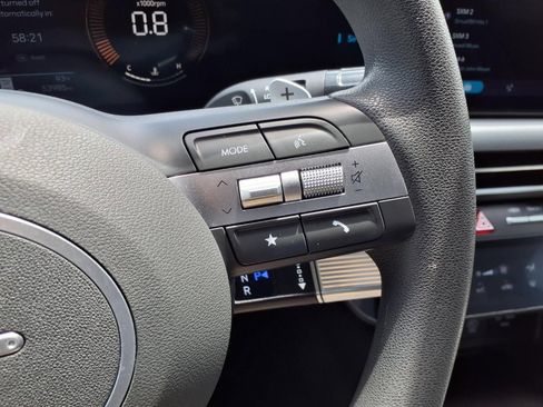 Used 2024 Hyundai Sonata SEL FWD image 16