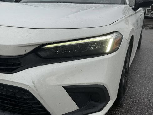 Used 2022 Honda Civic Sport image 9