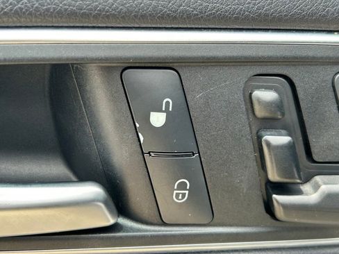 Used 2016 Mercedes-Benz CLA 250 4MATIC image 21