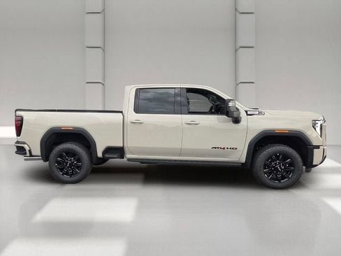 New 2026 GMC Sierra 2500 AT4 w/ Technology Package AWD/4WD image 6