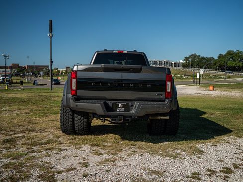 Used 2021 Ford F450 Platinum AWD/4WD image 5