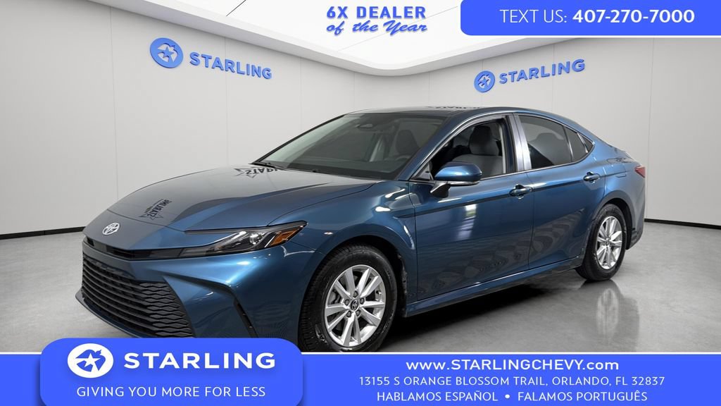 Used 2025 Toyota Camry LE w/ Convenience Package FWD image 1