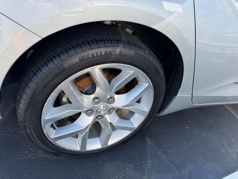 Used 2018 Chevrolet Impala Premier FWD image 5