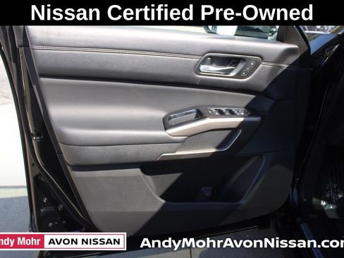 Certified 2024 Nissan Pathfinder Platinum AWD/4WD image 21