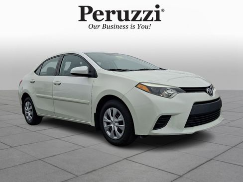 Used 2014 Toyota Corolla LE image 1