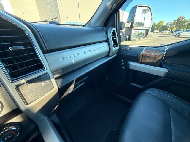 Used 2019 Ford F250 Lariat w/ Lariat Value Package AWD/4WD image 25