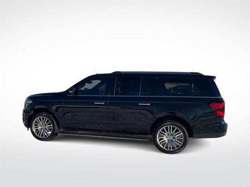 Used 2022 Ford Expedition Max Limited image 6