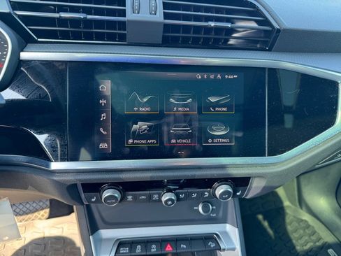 Used 2022 Audi Q3 2.0T Premium image 17