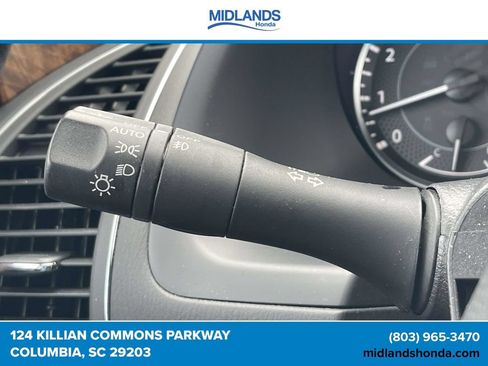 Used 2024 Nissan Armada SL w/ Captain's Chairs Package RWD image 25