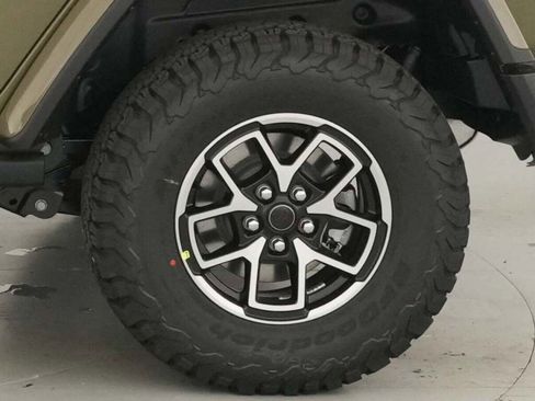 New 2026 Jeep Wrangler Unlimited Rubicon image 35