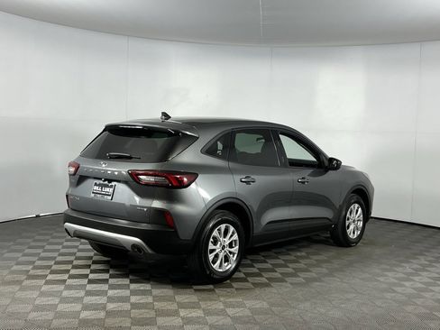 Used 2025 Ford Escape Active image 5