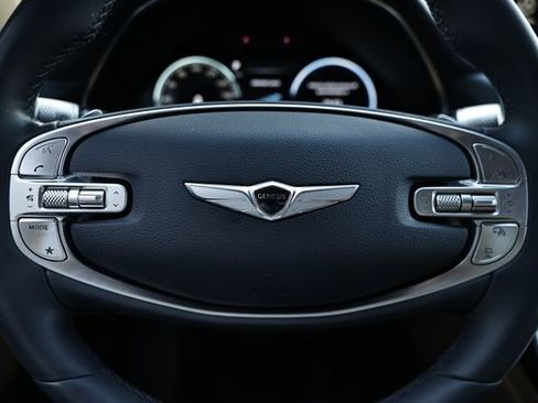 Used 2023 Genesis GV80 2.5T w/ Prestige 20" Package image 32