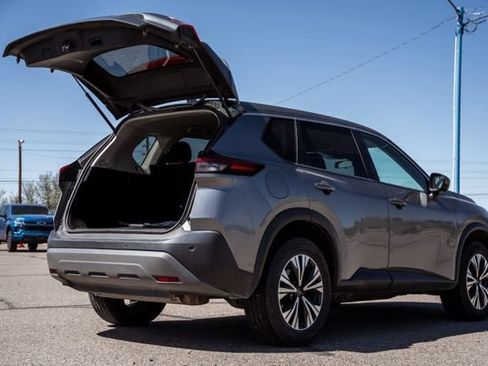 Used 2023 Nissan Rogue SV FWD image 5