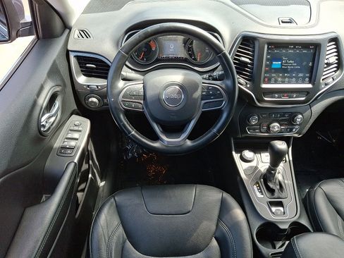 Used 2021 Jeep Cherokee Latitude Lux w/ Comfort/Convenience Group AWD/4WD image 11