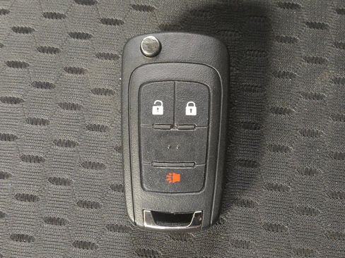 Used 2015 Chevrolet Equinox LS image 32