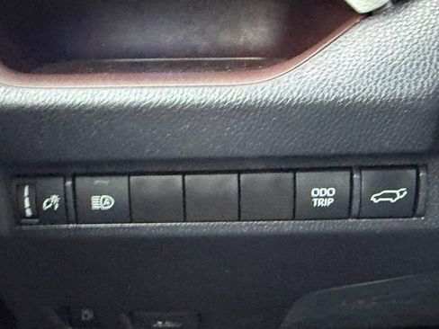 Used 2024 Toyota RAV4 Limited AWD/4WD image 27