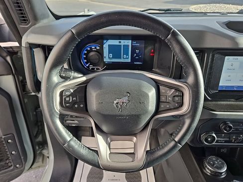 Used 2021 Ford Bronco Black Diamond image 19