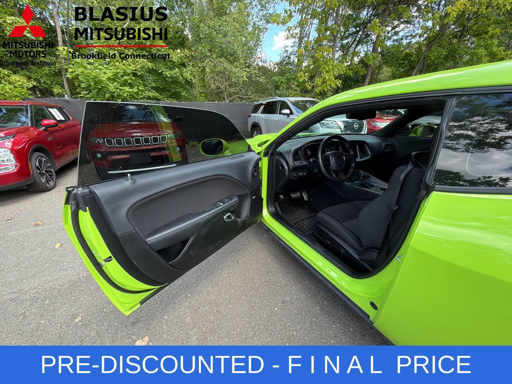 Used 2023 Dodge Challenger R/T w/ Blacktop Package RWD image 10