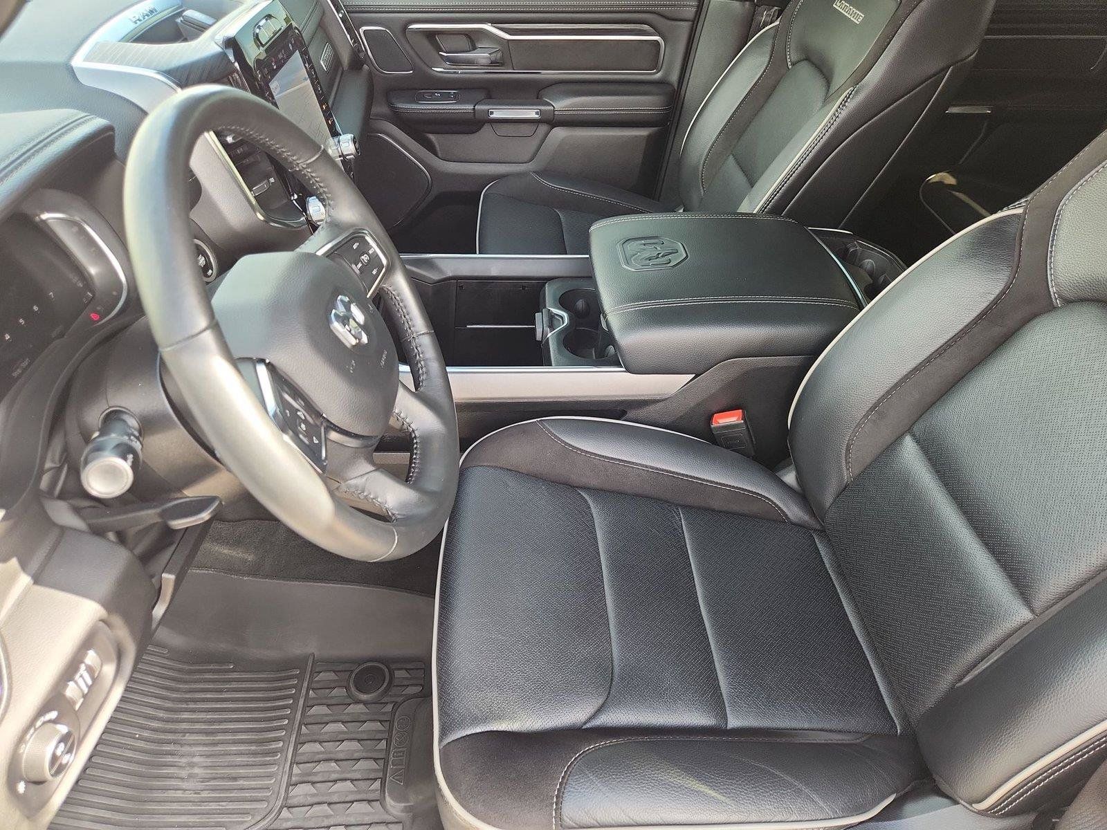 Used 2024 RAM 1500 Laramie AWD/4WD image 19