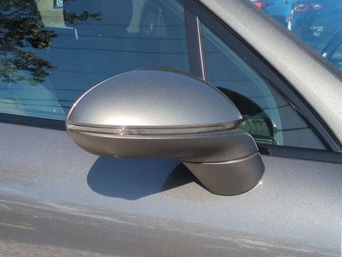 Used 2020 Porsche Cayenne image 11