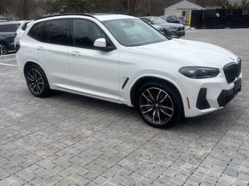 Used 2023 BMW X3 xDrive30i w/ M Sport Package image 3