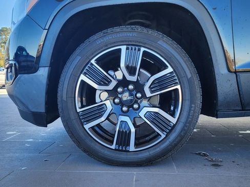 Used 2019 GMC Acadia SLT w/ Black Edition image 10