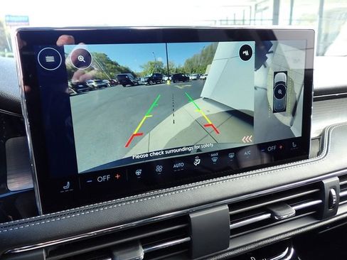 New 2026 Lincoln Corsair Premiere image 25