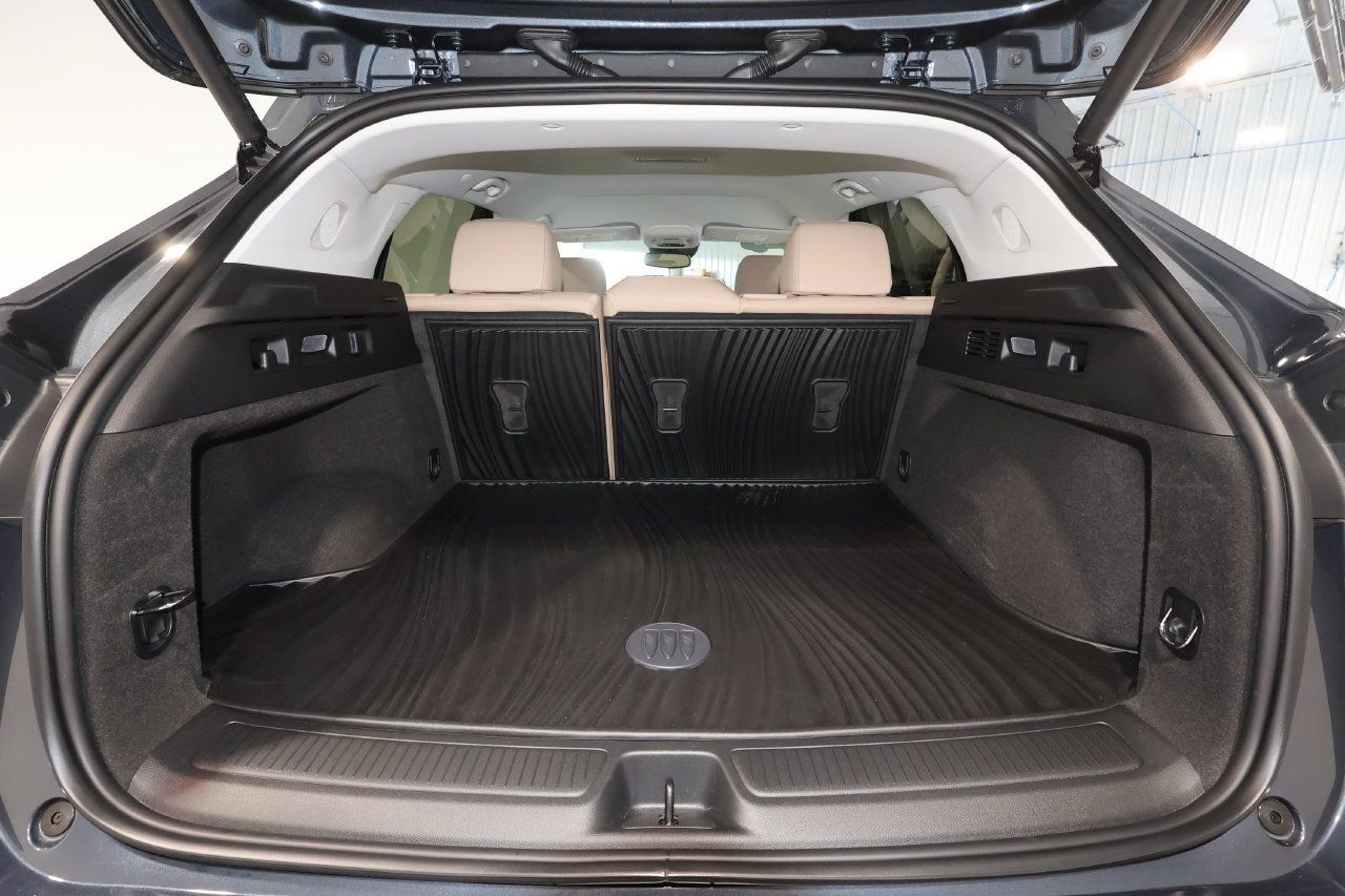 Certified 2026 Buick Envision Preferred AWD/4WD image 25
