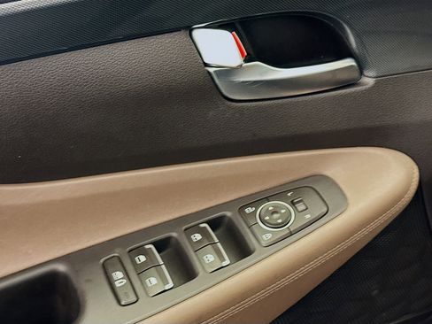 Used 2023 Hyundai Santa Fe SEL Convenience image 15