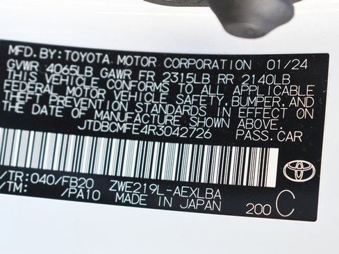 Certified 2024 Toyota Corolla LE image 33