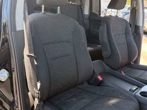 Used 2023 Honda Ridgeline Sport image 12