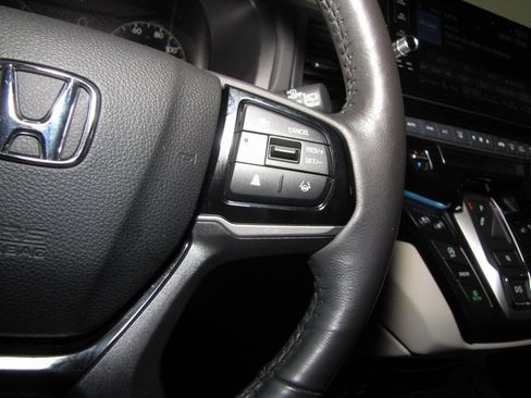 Certified 2025 Honda Odyssey Elite image 6