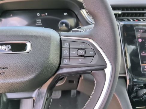 New 2026 Jeep Grand Cherokee L Laredo AWD/4WD image 26