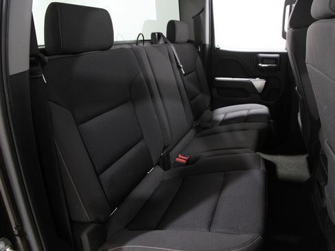 Used 2018 Chevrolet Silverado 1500 LT image 18