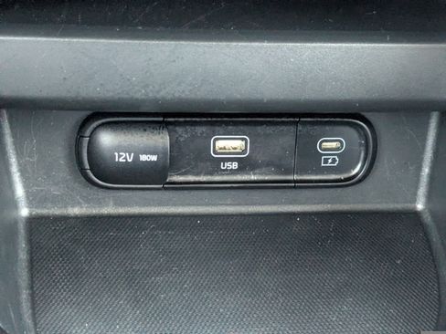 Used 2025 Kia Seltos S image 25