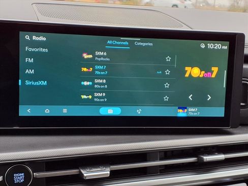 Used 2025 Hyundai Santa Fe SEL FWD image 7